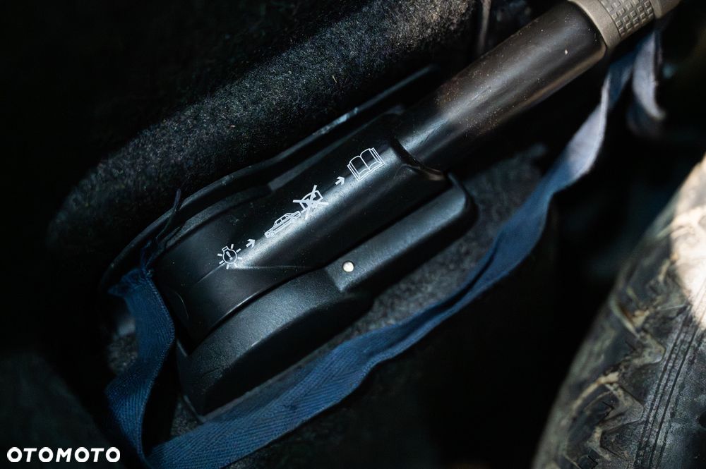 Mercedes-Benz Klasa E 320 CDI T Avantgarde - 18