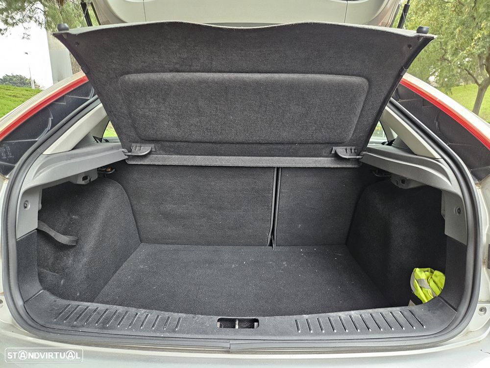 Ford Focus 1.6 TDCi Style - 27