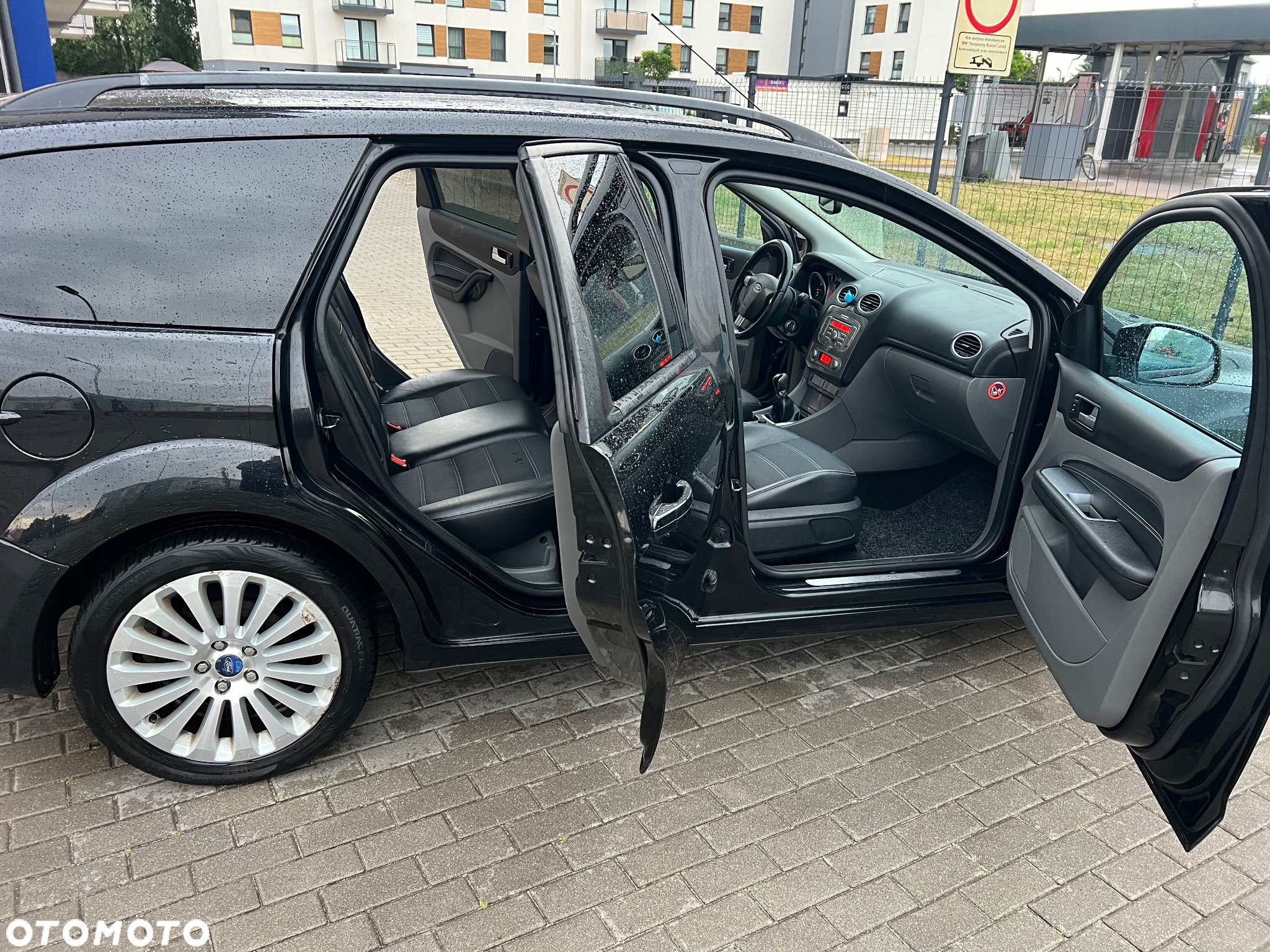 Ford Focus 1.8 FF Platinium X - 14