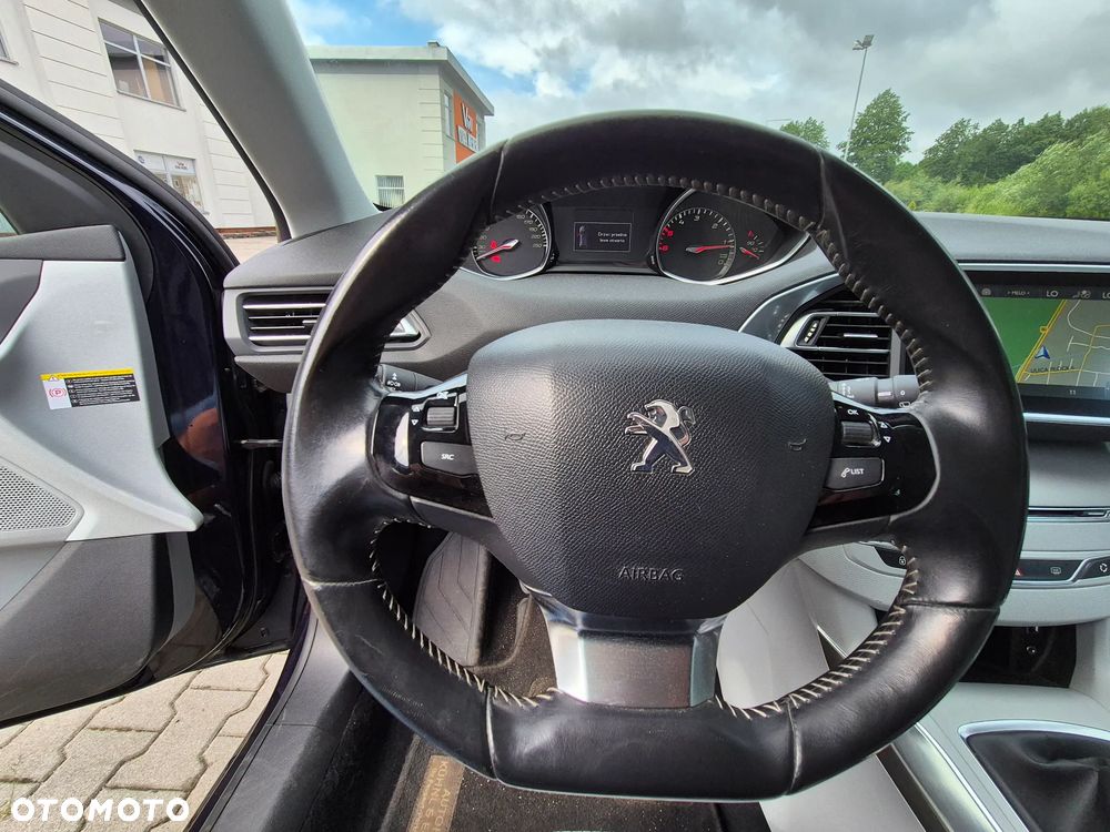 Peugeot 308 - 11