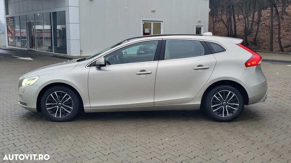 Volvo V40 - 2