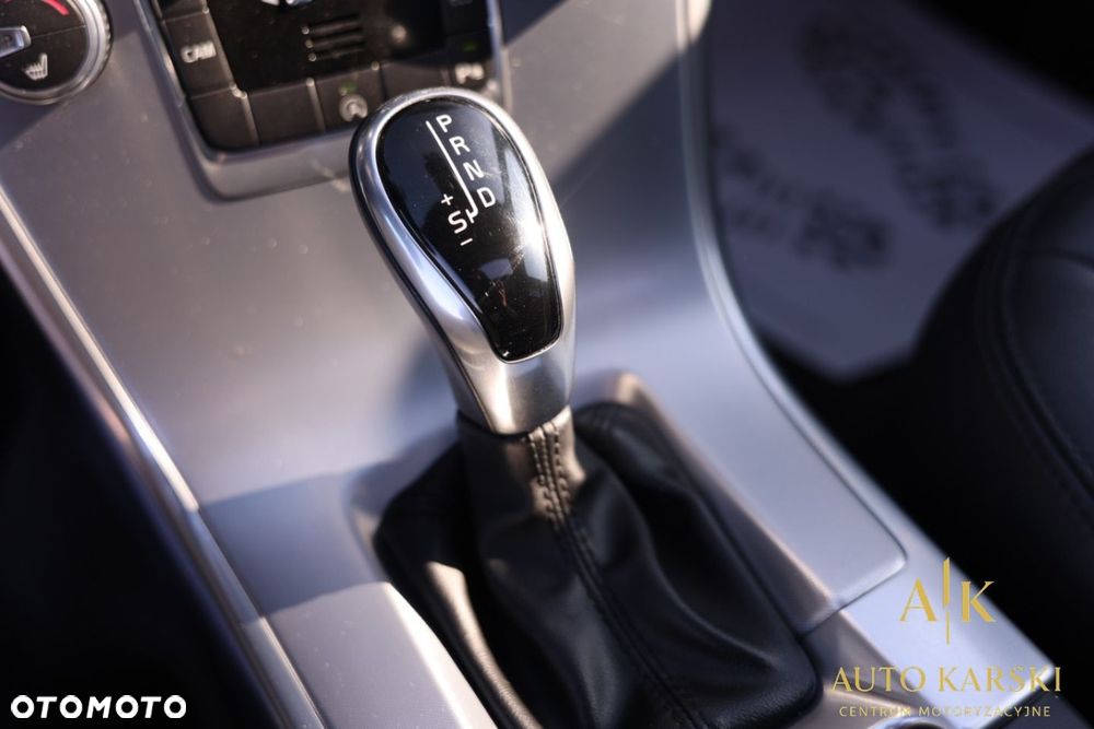 Volvo XC 60 - 28