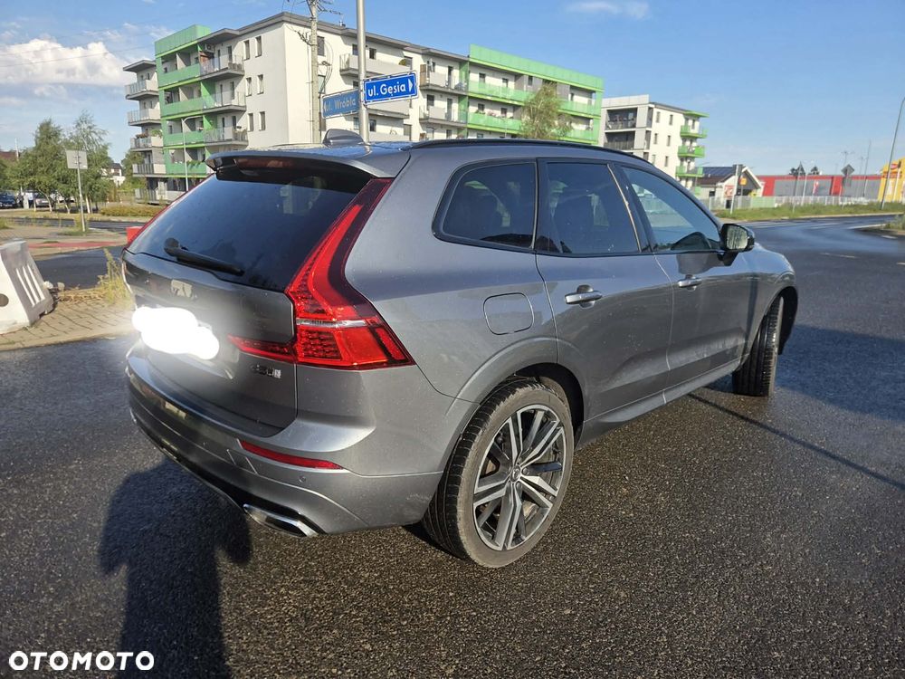 Volvo XC 60 B5 D AWD Momentum - 3
