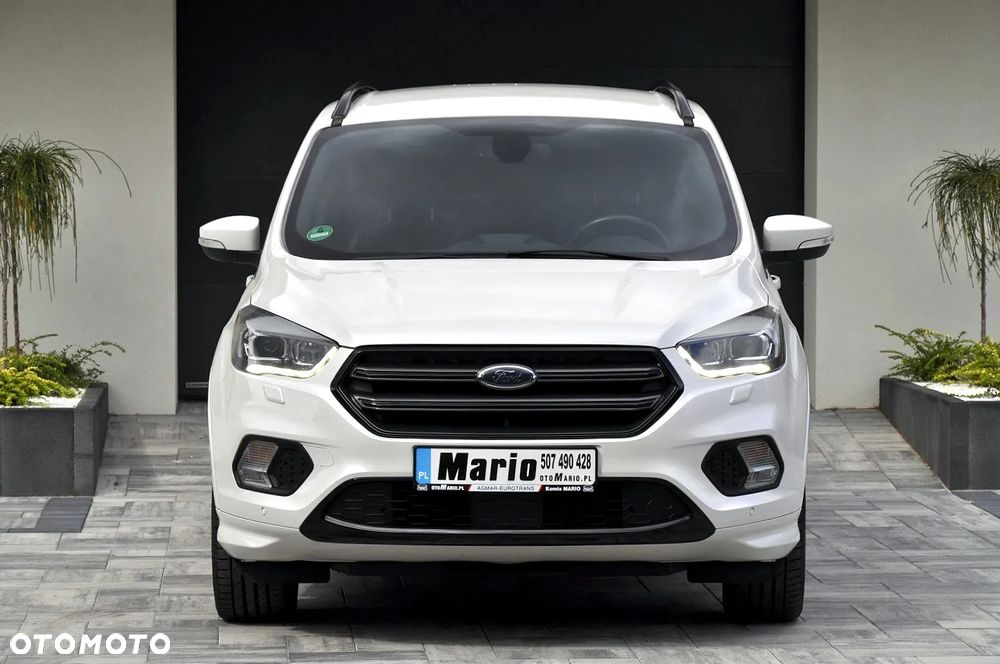 Ford Kuga 1.5 EcoBoost 2x4 ST-Line - 2