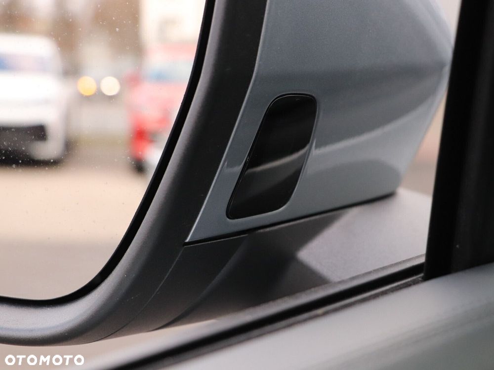 Volkswagen Tiguan - 25