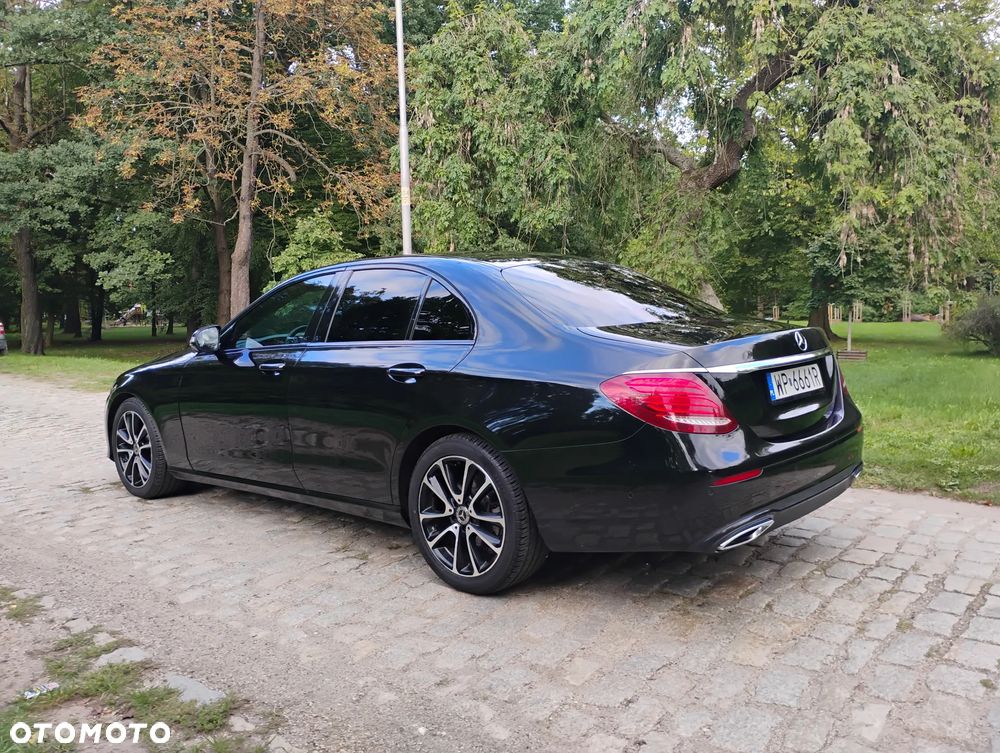 Mercedes-Benz Klasa E 220 d 9G-TRONIC - 7