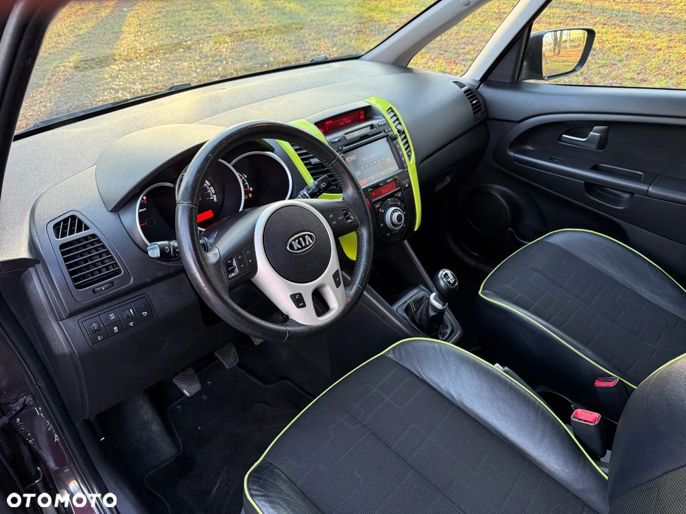 Kia Venga 1.6 CRDi 128 ISG Spirit - 12