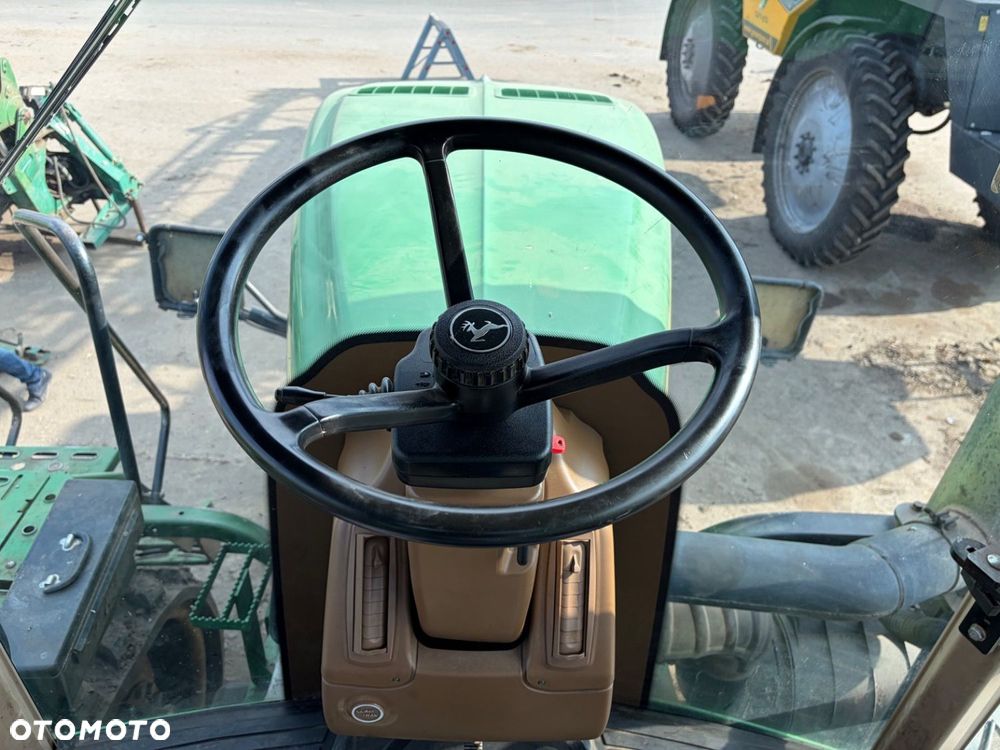 John Deere 9530T - 13