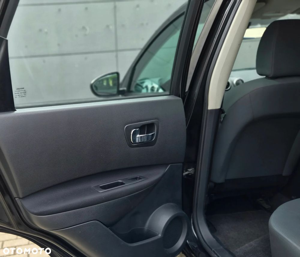 Nissan Qashqai - 30