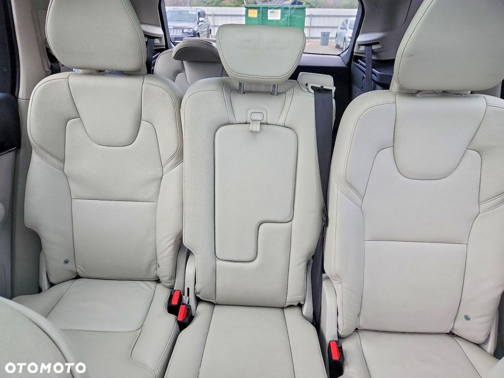 Volvo XC 90 T6 AWD Geartronic Momentum - 9