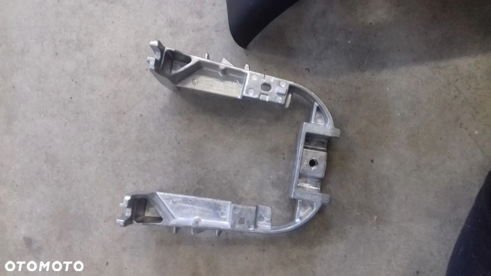 podłokietnik skórzany czarny A6 C6 kombi - 7