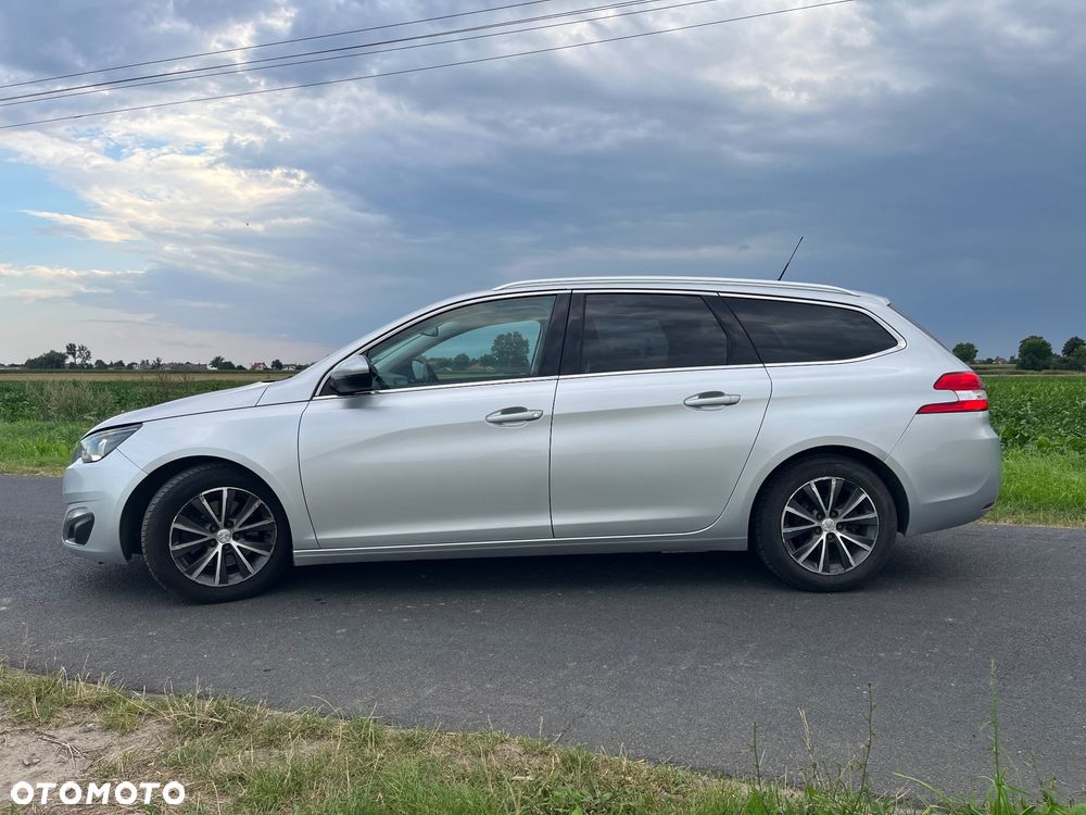 Peugeot 308 2.0 Blue HDi Allure S&S - 5