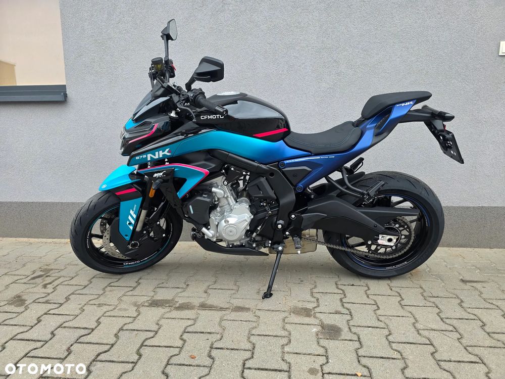 CFMoto 675NK - 15
