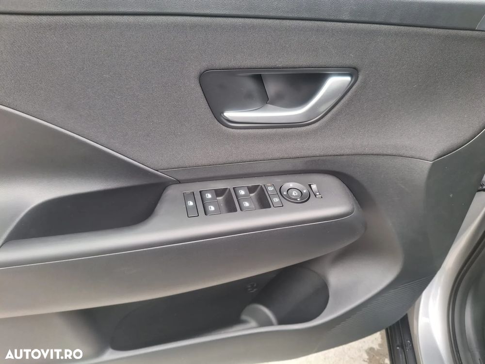 Hyundai KONA 1.6 T-GDI 138 CP 7DCT 2WD Premium+ - 10