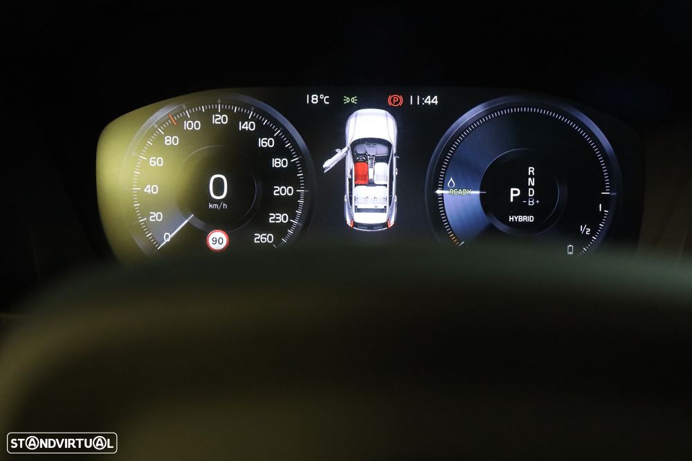 Volvo XC 40 1.5 T4 PHEV Essential - 22