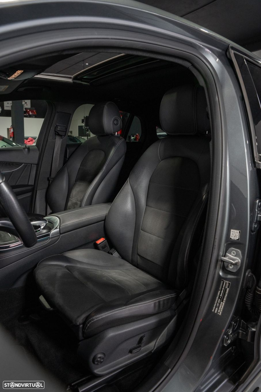 Mercedes-Benz GLC 250 d Coupé AMG Line 4-Matic - 25