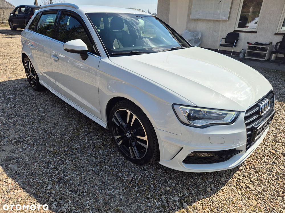 Audi A3 Sportback 2.0 TDI S tronic S line Sportpaket - 3
