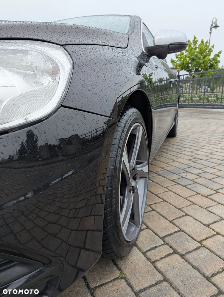 Volvo S60 T6 AWD R-Design - 17