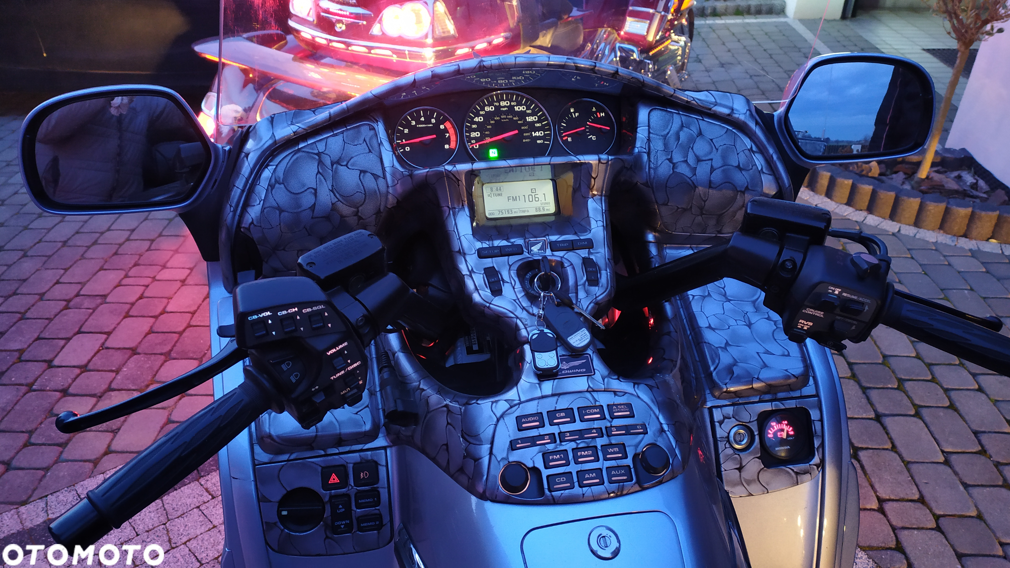 Honda GL - 25