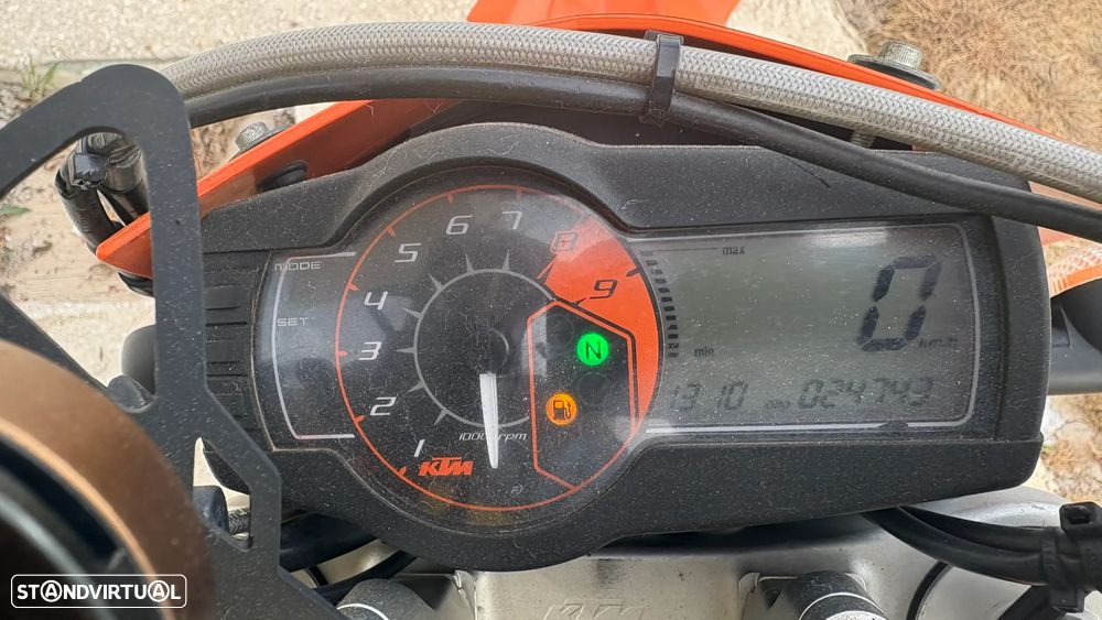 KTM 690 Enduro (LC4) - 13