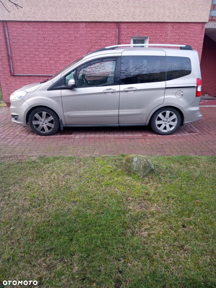 Ford Tourneo Courier 1.0 EcoBoost Ambiente - 2