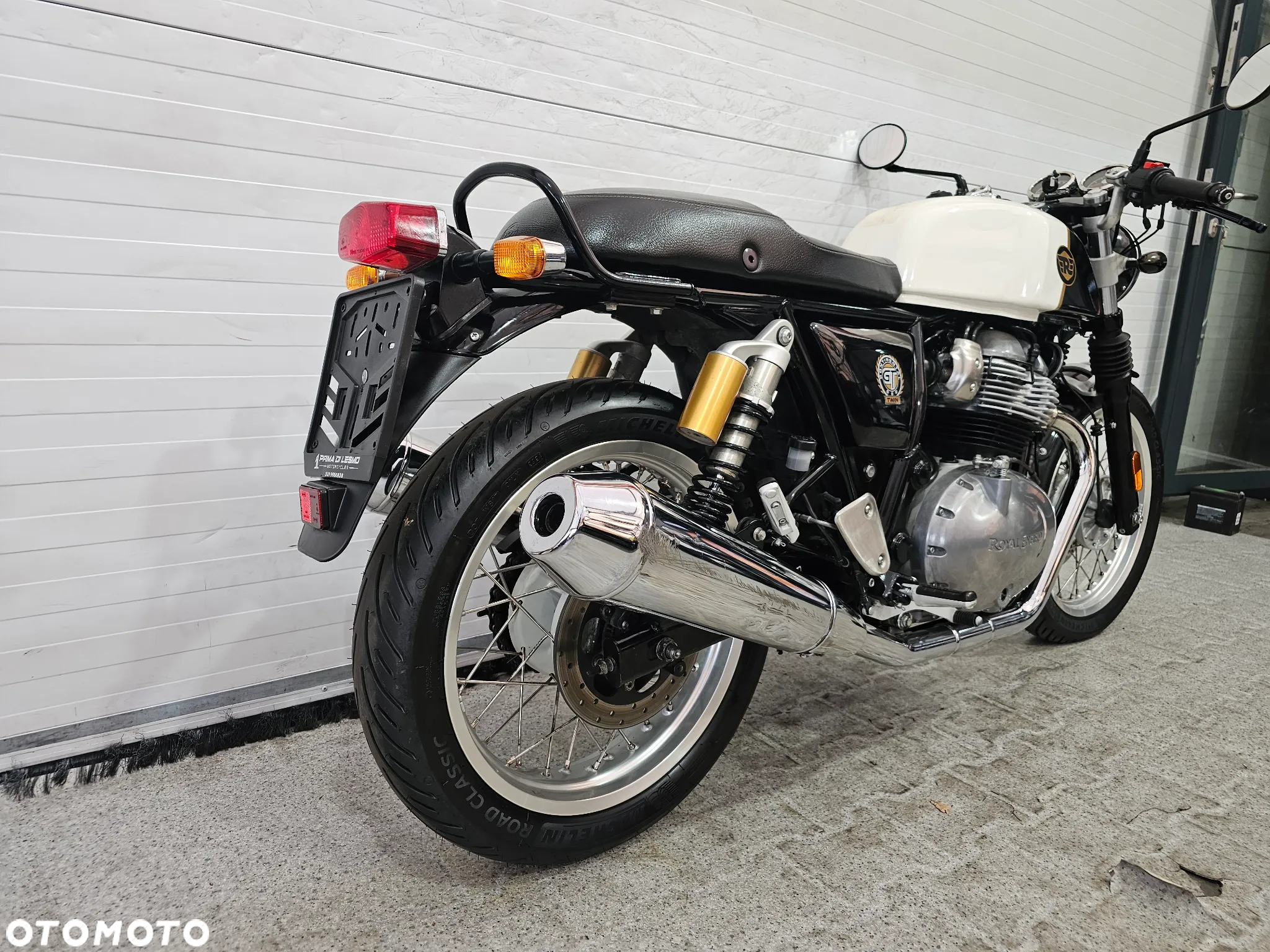 Royal Enfield Continental - 19