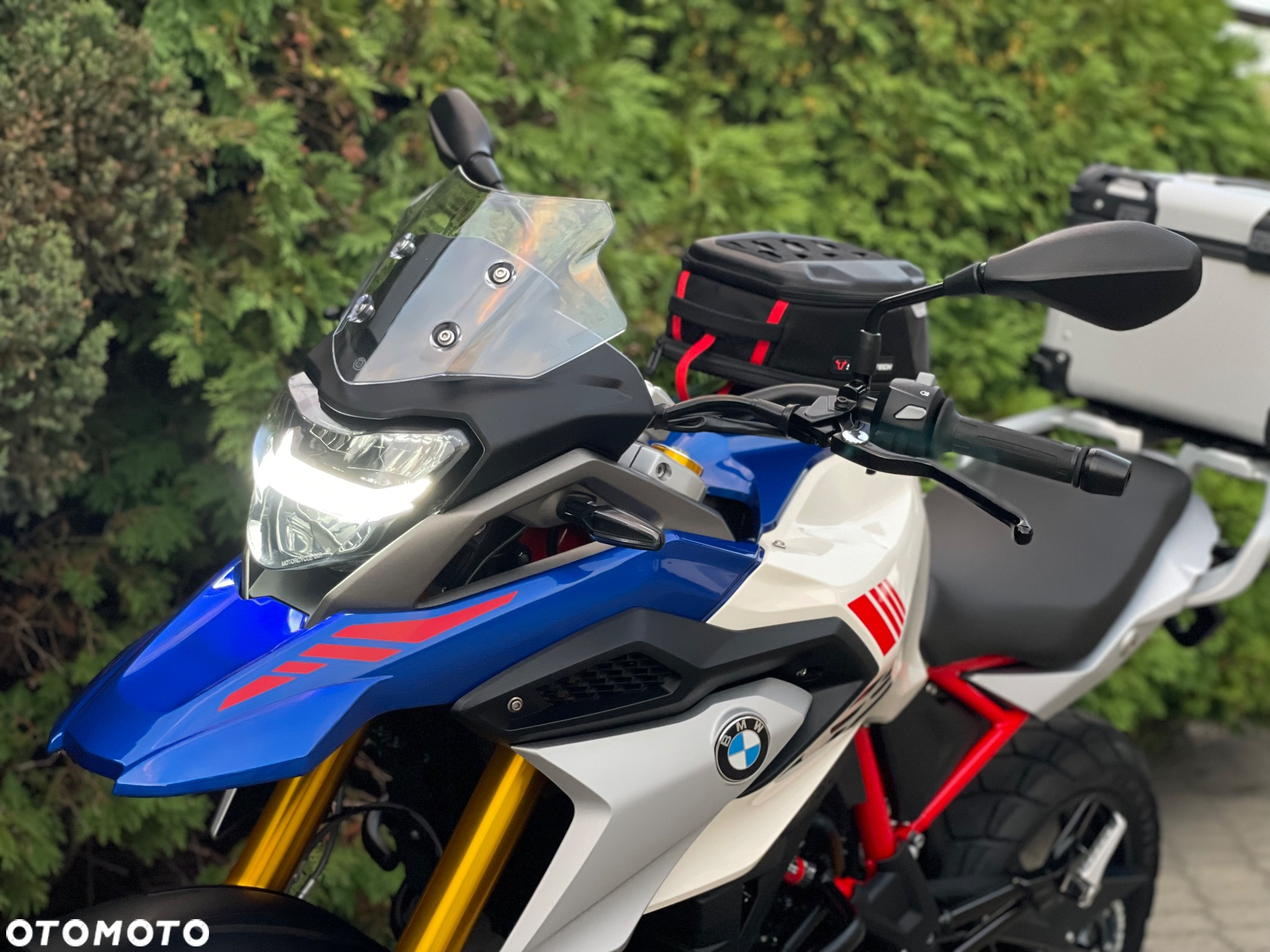 BMW G - 25