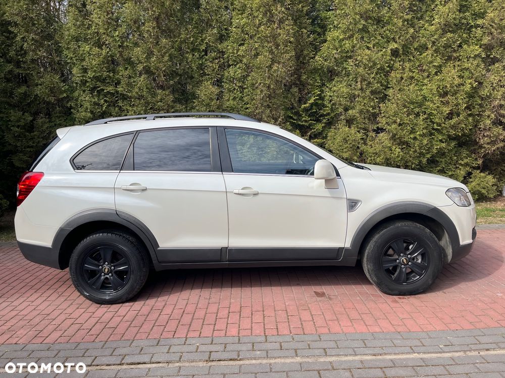 Chevrolet Captiva 2.4 2WD 5 Sitzer LS - 2