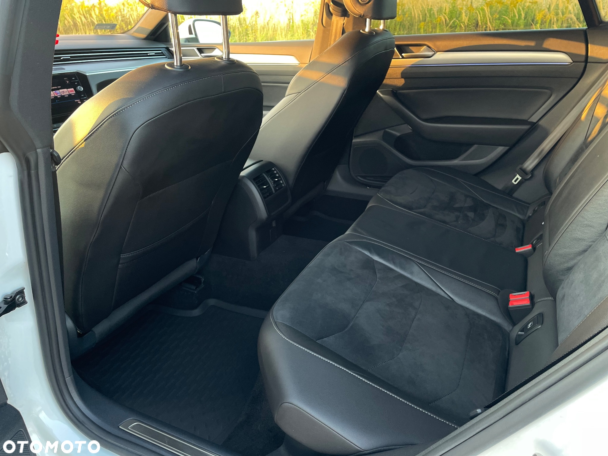 Volkswagen Arteon 2.0 TSI 4Motion R-Line DSG - 15
