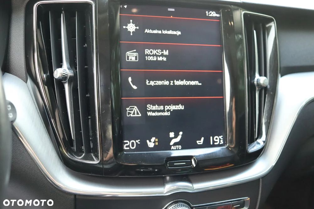 Volvo XC 60 T5 AWD Geartronic Momentum - 36