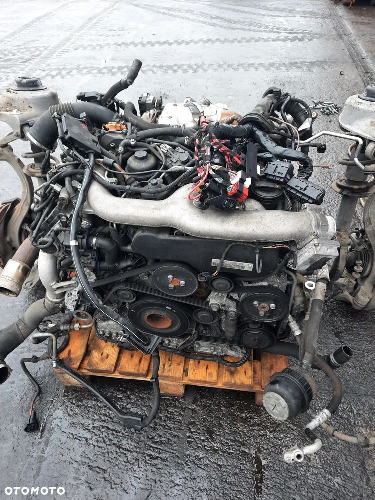 Silnik Audi A4 B8 kompletny, quattro!! Wysyłka !! 3.0 - 1