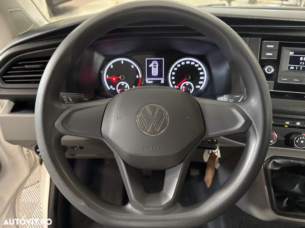 Volkswagen Transporter - 17