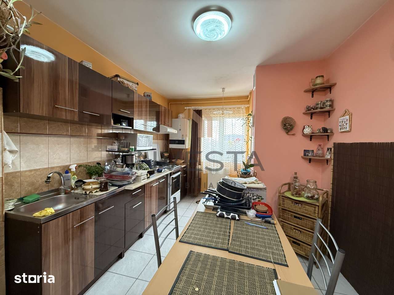 Apartament cu 3 camere de vanzare / cartier Intre Lacuri — fotografia 1