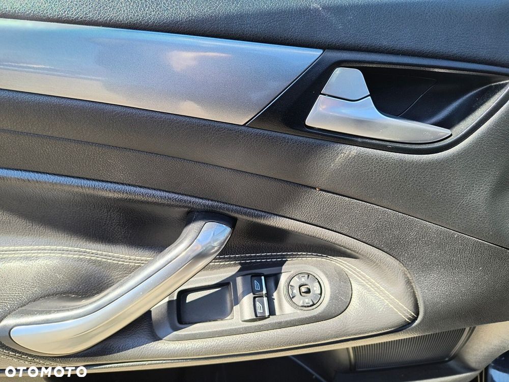 Ford Mondeo - 19
