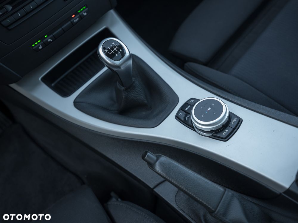 BMW Seria 3 318i Edition Lifestyle - 35