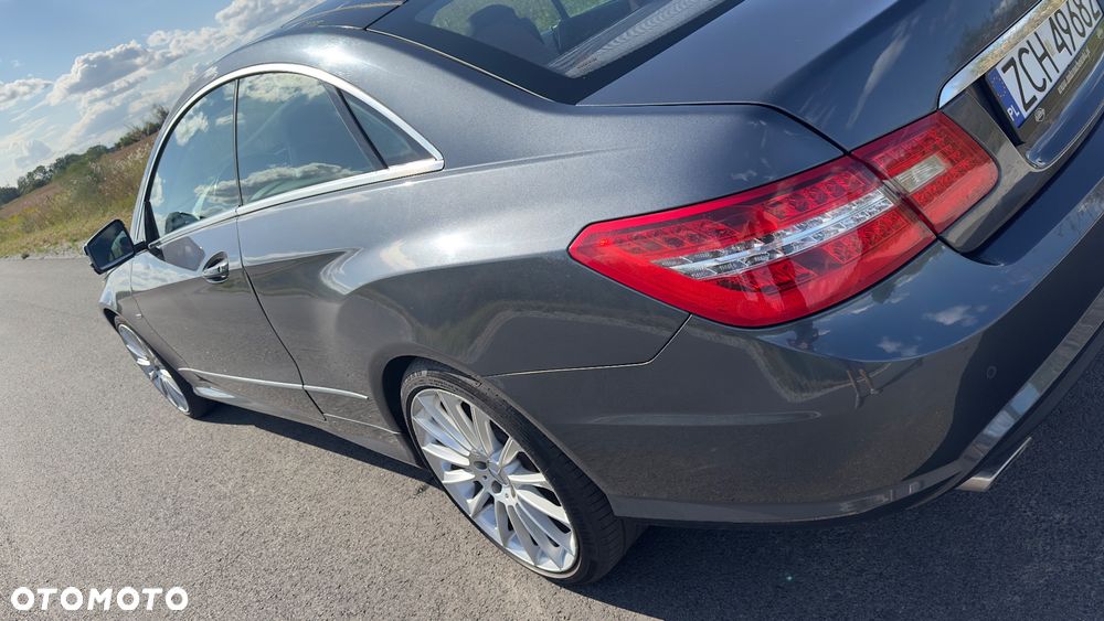 Mercedes-Benz Klasa E 220 CDI BlueEff - 15