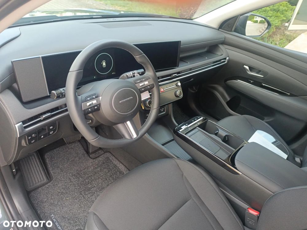 Hyundai Tucson 1.6 T-GDi HEV Executive 2WD - 9
