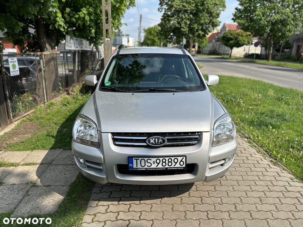 Kia Sportage 2.0 CRDI 4WD Cup - 11