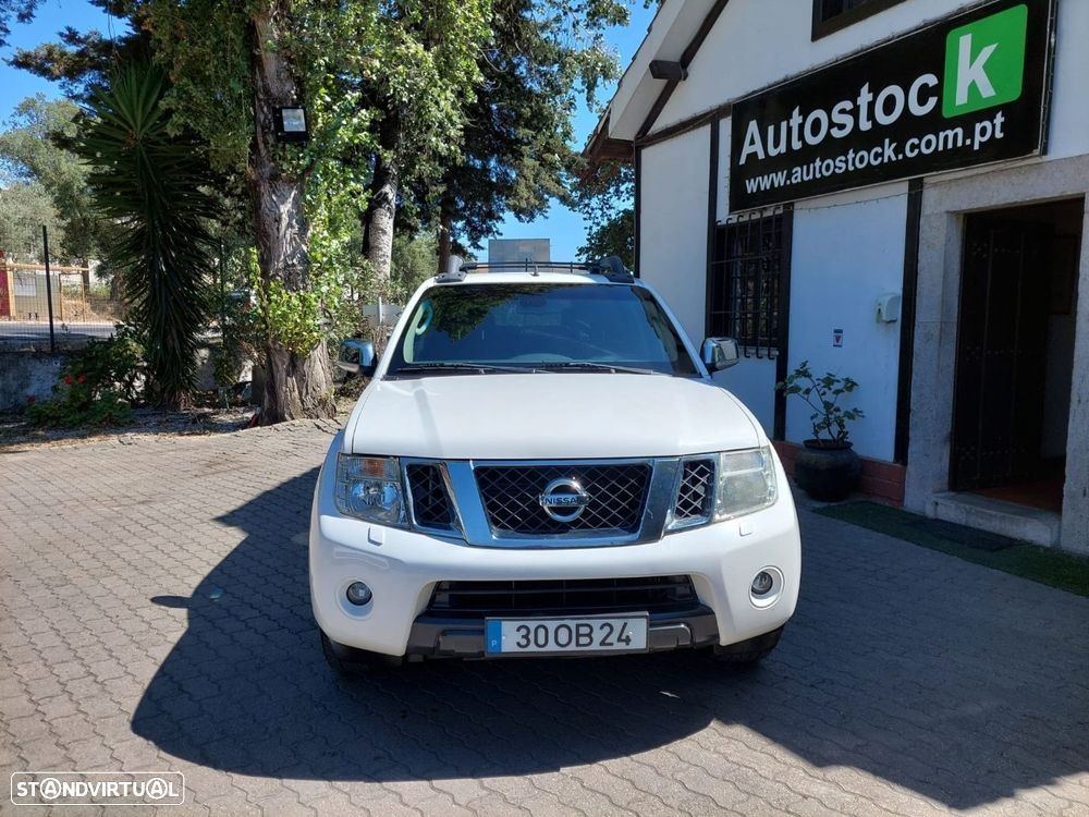 Nissan Navara 2.5 dCi CD SE 4WD - 1