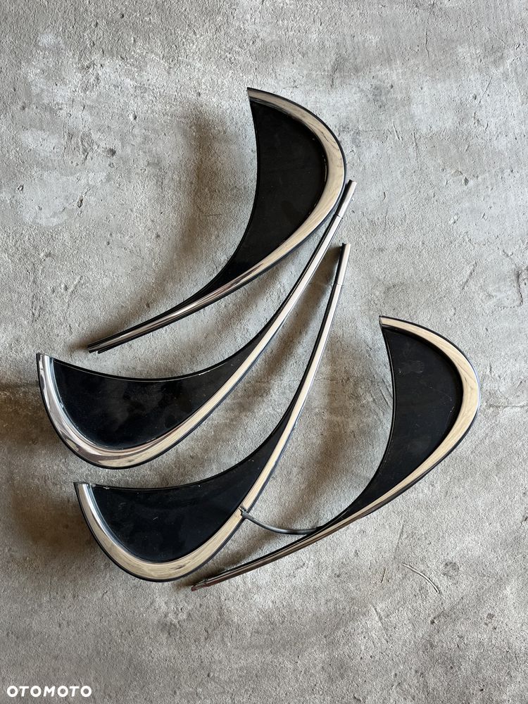 Listwa szybowa tył Lexus GS300/400/430 97-04r. - 1