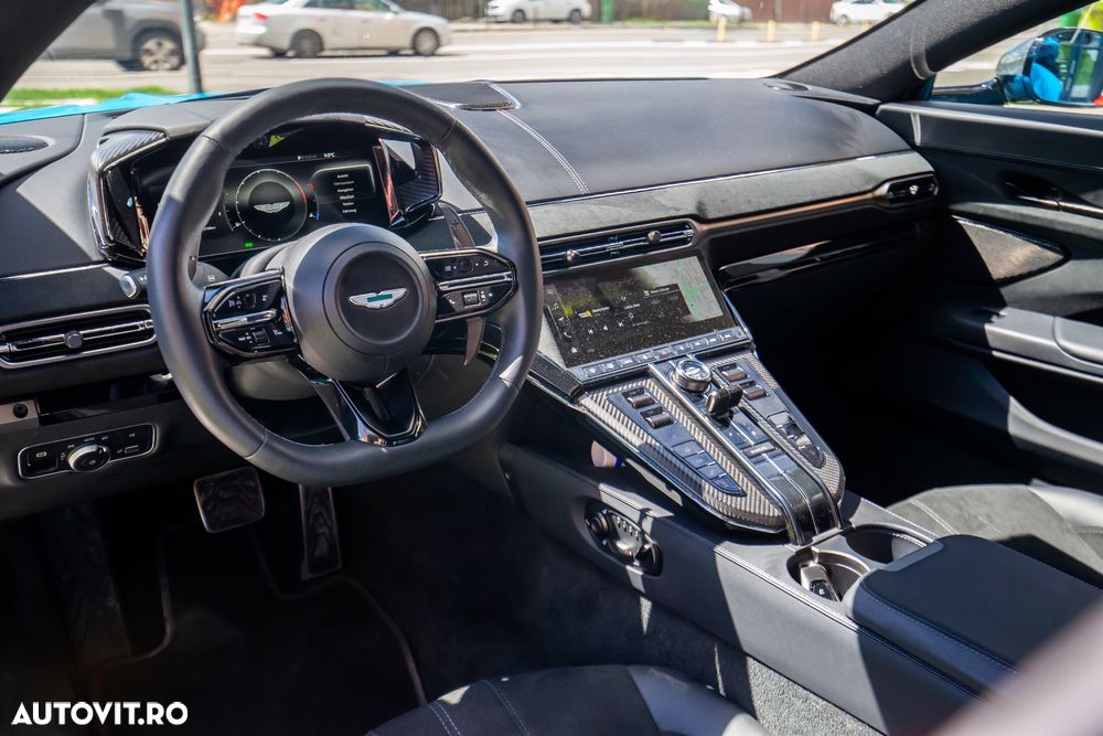 Aston Martin V8 Vantage Standard - 15