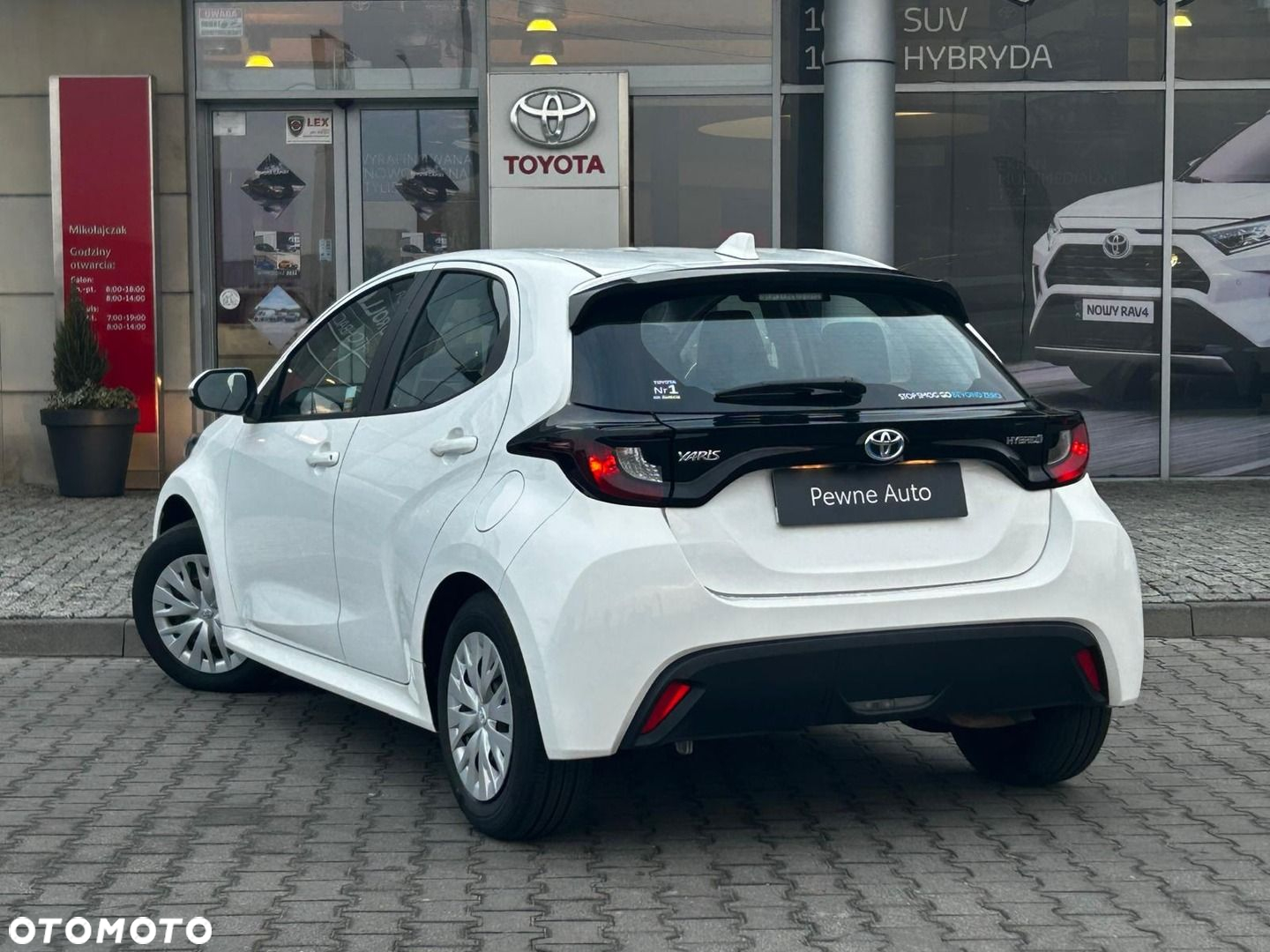 Toyota Yaris Hybrid 1.5 Comfort - 4