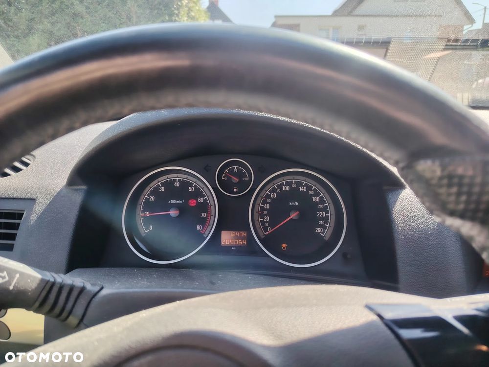 Opel Astra - 9