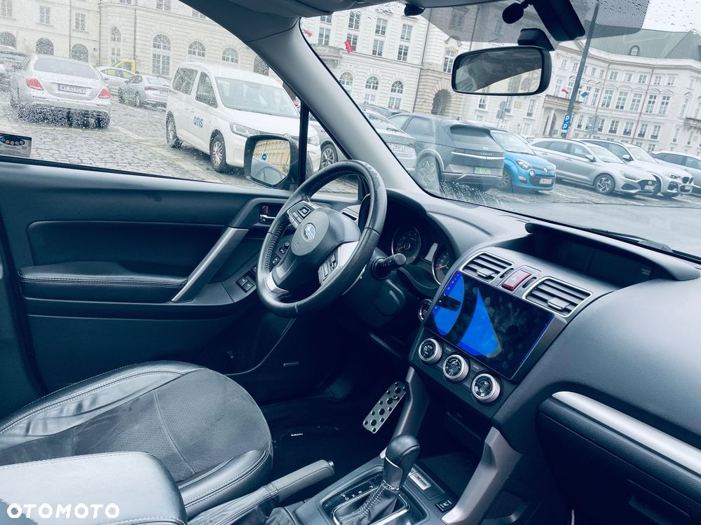 Subaru Forester 2.0 XT Platinum Lineartronic - 16