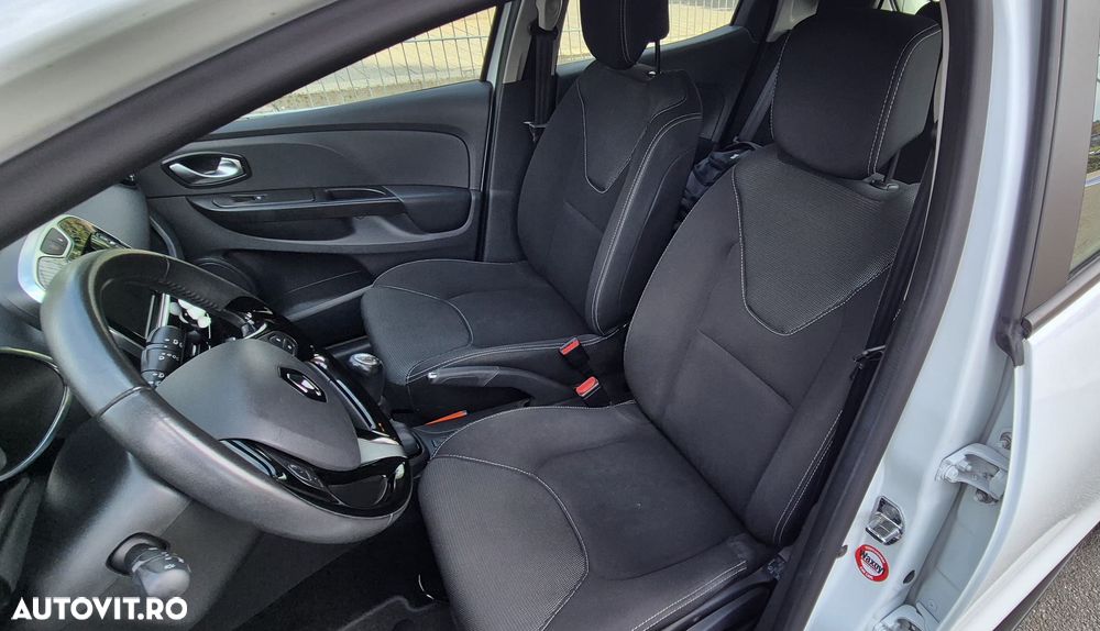 Renault Clio ENERGY TCe 90 Start & Stop Experience - 15