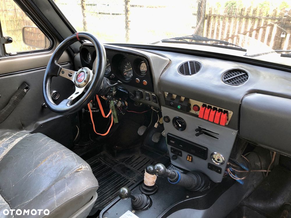 Lada Niva - 5