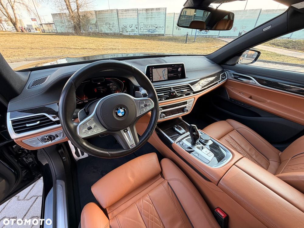 BMW Seria 7 730d xDrive sport - 26