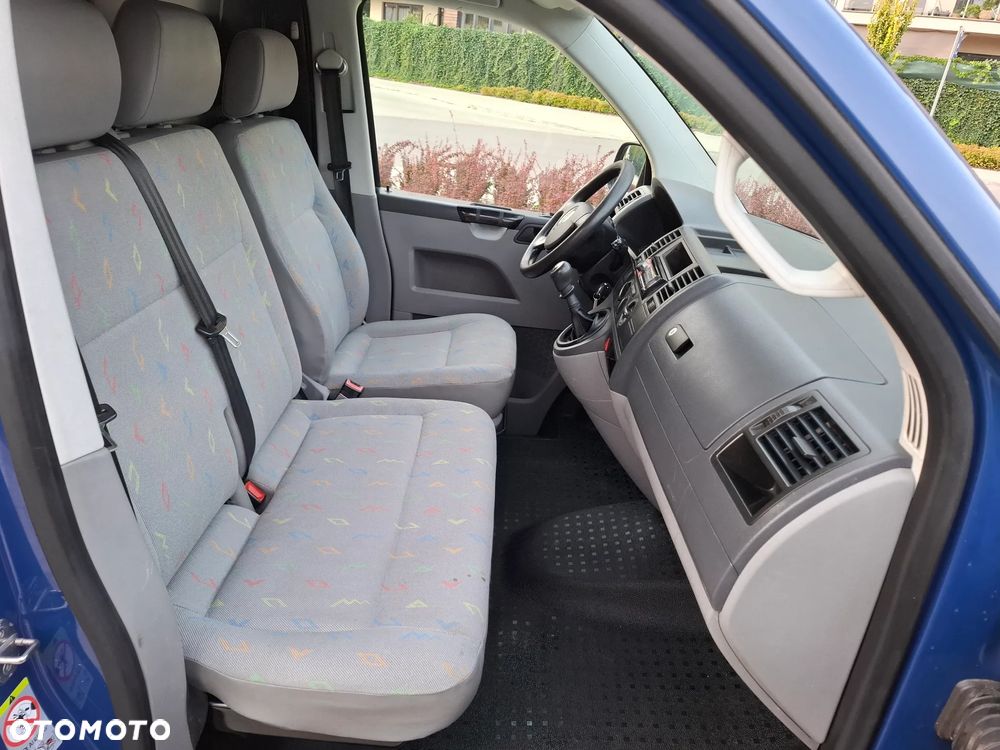 Volkswagen Transporter T5 2008 LONG 3OSOBOWY KLIMA - 20
