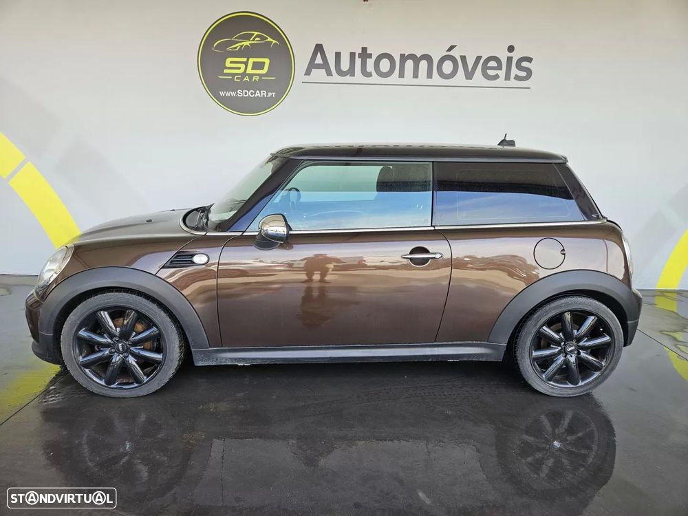 MINI 3 Portas Cooper D - 2