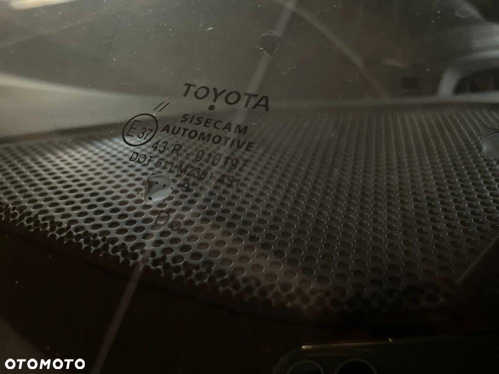 Toyota C-HR - 9